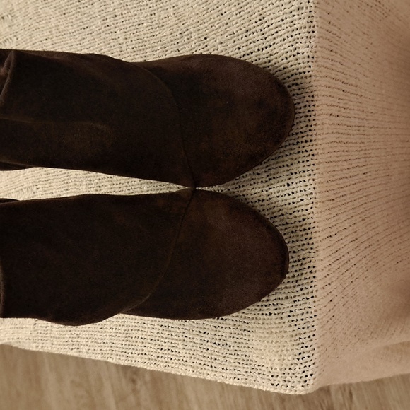 COACH SHOES/BOOTIES - Picture 3 of 8